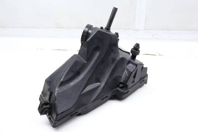Lower Air Cleaner Filter Box / Housing 8K0133837AC