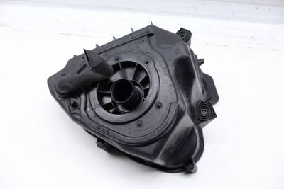 Lower Air Filter Box / Cleaner 077133835AC