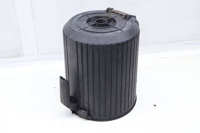 LOWER AIR FILTER BOX / HOUSING 044129607AD