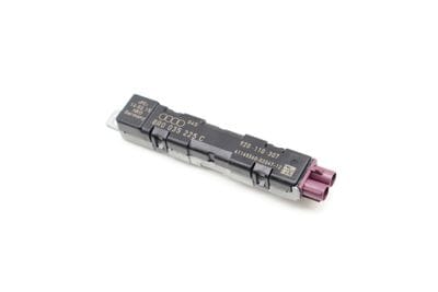 Lower Antenna Booster 8R0035225C