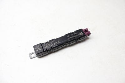 Lower Antenna Booster 8R0035225C