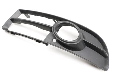 LOWER BUMPER FOG LIGHT GRILLE 8E0807681F