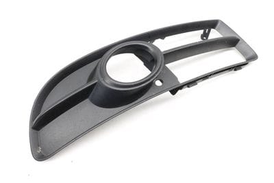 LOWER BUMPER FOG LIGHT GRILLE 8E0807682F