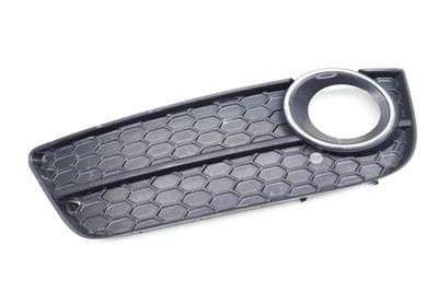 LOWER BUMPER FOG / LIGHT GRILLE 8T0807681