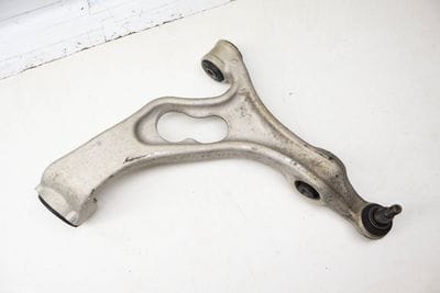 Lower Control Arm 7P0407151C