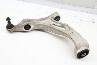 Lower Control Arm 7P0407152C