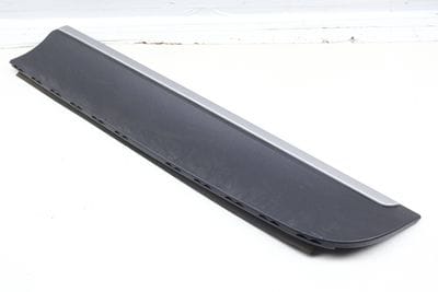 LOWER DOOR MOLDING / BLADE 7220611