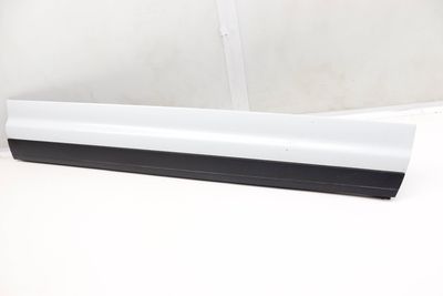 LOWER DOOR MOLDING / BLADE 7P5837788M