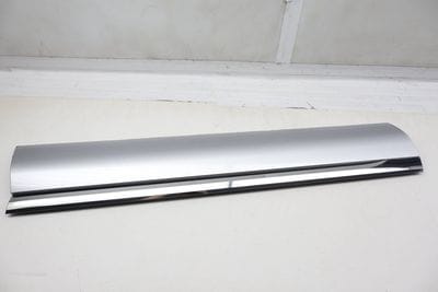 Lower Door Molding / Blade 7P6854939H