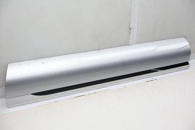 Lower Door Molding / Blade 7P6854940H