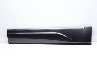 Lower Door Molding / Blade 8R0853969L