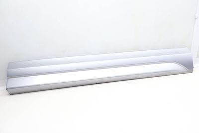 LOWER DOOR MOLDING / BLADE 8U0853960R