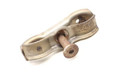 Lower Exhaust Pipe Mount Bracket 7P0253311