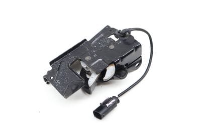 LOWER HOOD LATCH / LOCK 7242548