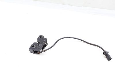 Lower Hood Latch / Lock 5G1823509B