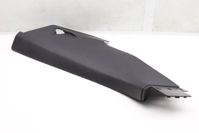 LOWER PILLAR TRIM / PANEL 7P0867765D