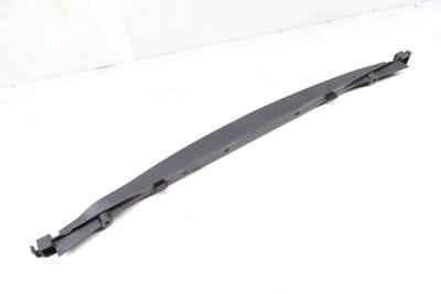 LOWER RADIATOR AIR GUIDE / DUCT 8E0121292G