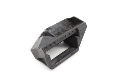 LOWER RADIATOR MOUNT BRACKET 7508016