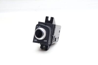 Media Power / Volume Switch Knob 8W1919616D