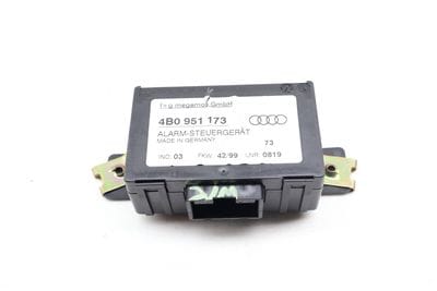 Motion Detector / Alarm Control Module 4B0951173