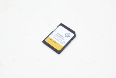 Navigation / NAV SD Memory Card (V8 - 32GB) 5NA919866P