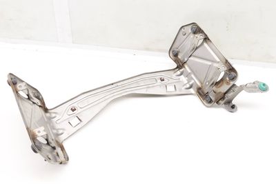 O2 / OXYGEN SENSOR BRACKET 7843161