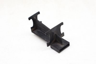 O2 / Oxygen Sensor Cable Bracket (POST CAT) 4E0971804D