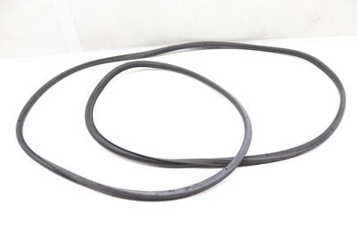 OUTER DOOR SEAL / WEATHER STRIPPING 80A839911D