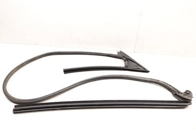 OUTER DOOR SEAL / WEATHER STRIPPING 8H0837912C