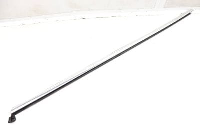 OUTER DOOR WINDOW SLOT SEAL / TRIM 3G8839475T