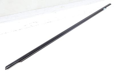 Outer Door Window Slot Seal / Trim 4M8839476C