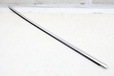 OUTER DOOR WINDOW SLOT SEAL / TRIM 561839475D