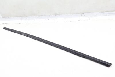 OUTER DOOR WINDOW SLOT SEAL / TRIM 561839478B