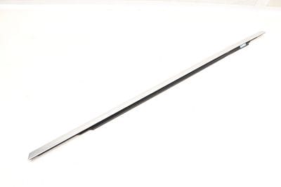 OUTER DOOR WINDOW SLOT SEAL / TRIM 83A839476