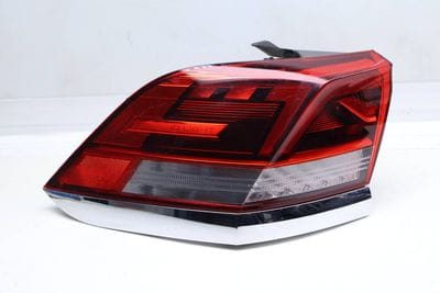 Outer LED Tail Light / Lamp 3CM945207B
