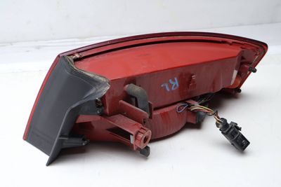 OUTER LED TAIL LIGHT / LAMP 8T0945095E