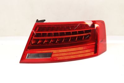 OUTER LED TAIL LIGHT / LAMP 8T0945096J