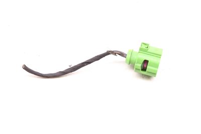 Outer LED Tail Light / Lamp Wiring Connector / Pigtail