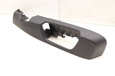 OUTER SEAT SWITCH TRIM / BEZEL 7243556