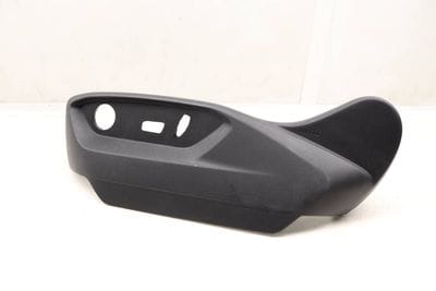 OUTER SEAT TRIM / PANEL 5NN881313E