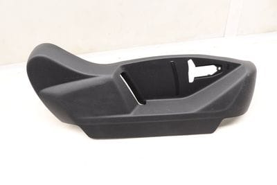 OUTER SEAT TRIM / PANEL 5NN881314F