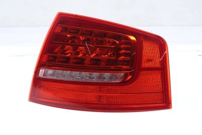 OUTER TAIL LIGHT / LAMP 4E0945096J