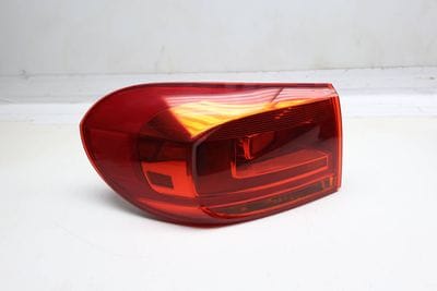 Outer Tail Light / Lamp 5N0945095R