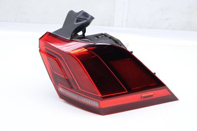 OUTER TAIL LIGHT / LAMP 5NN945096A