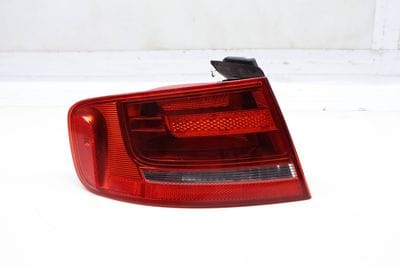 Outer Tail Light / Lamp 8K5945095E