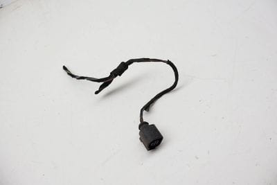 Outer Tail Light / Lamp Wiring Connector / Pigtail