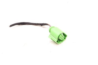 Outer Tail Light / Lamp Wiring Connector / Pigtail