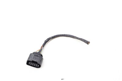 OUTER TAIL LIGHT WIRING HARNESS CONNECTOR / PIGTAIL