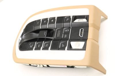 Overhead Console / Dome Light 7PP959551EA