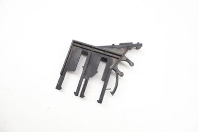 Oxygen / O2 Sensor Connector Bracket 7P0971845D